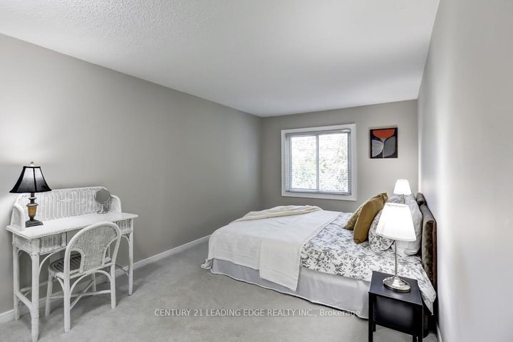 Photo 24 at 89 REGINALD Crescent, Markham Village, Markham