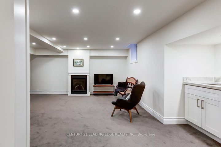 Photo 27 at 89 REGINALD Crescent, Markham Village, Markham