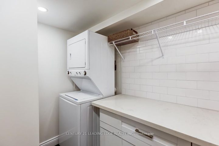 Photo 32 at 89 REGINALD Crescent, Markham Village, Markham