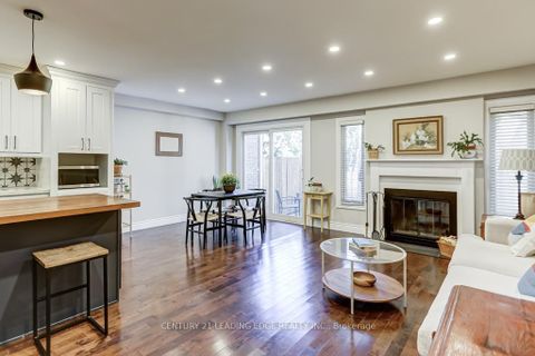 Photo 14 at 89 REGINALD Crescent, Markham Village, Markham