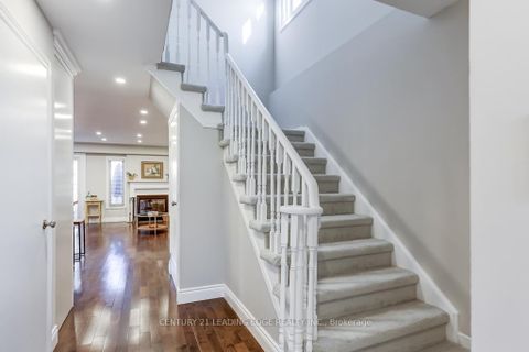 Photo 20 at 89 REGINALD Crescent, Markham Village, Markham