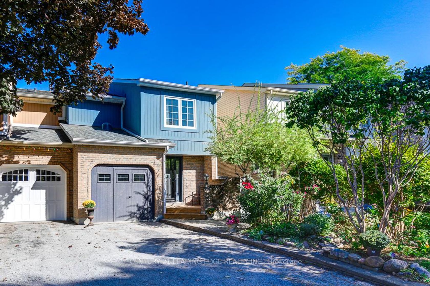 89 REGINALD Crescent, Markham Village, Markham 2