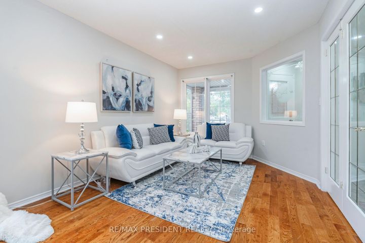 Photo 8 at 41 Rangeland Road, Wellington, Brampton