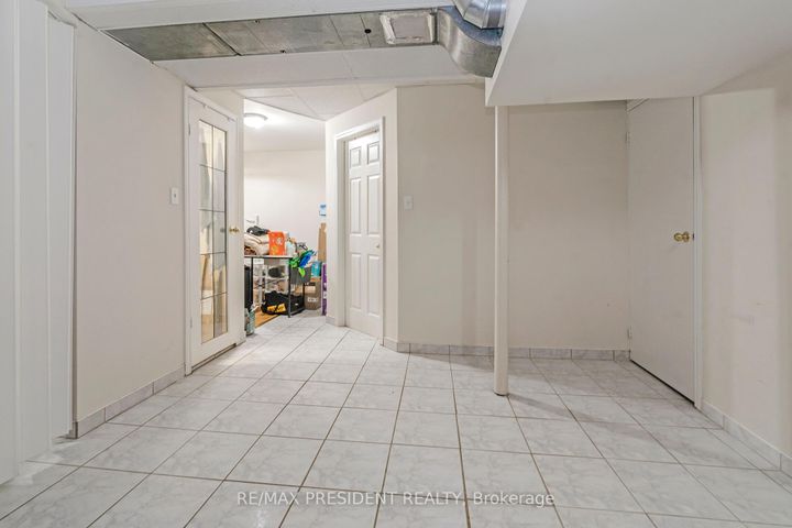Photo 34 at 41 Rangeland Road, Wellington, Brampton
