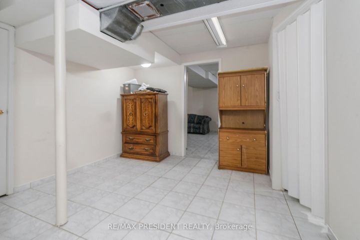 Photo 35 at 41 Rangeland Road, Wellington, Brampton