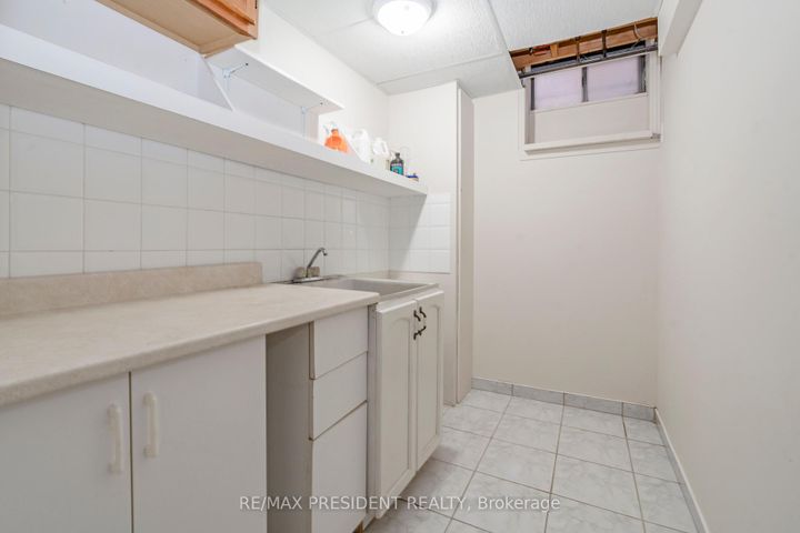 Photo 36 at 41 Rangeland Road, Wellington, Brampton