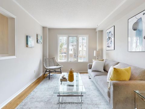 Photo 2 at 8 Coburg Crescent, Langstaff, Richmond Hill