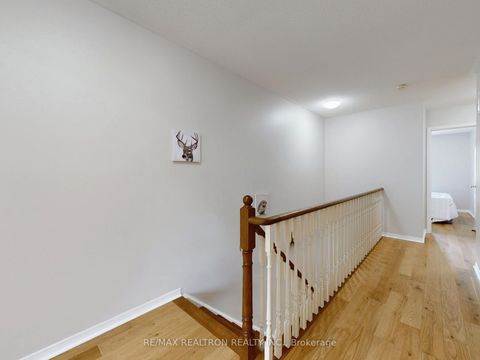 Photo 16 at 8 Coburg Crescent, Langstaff, Richmond Hill