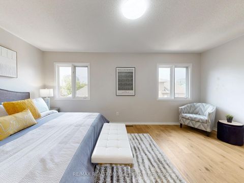 Photo 19 at 8 Coburg Crescent, Langstaff, Richmond Hill