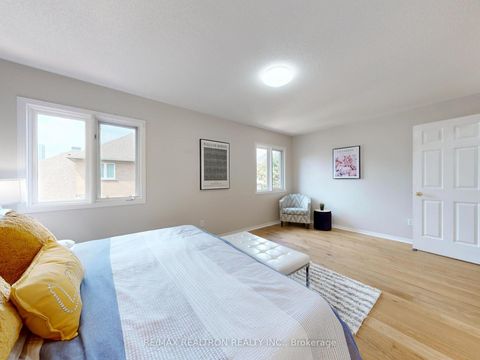 Photo 21 at 8 Coburg Crescent, Langstaff, Richmond Hill