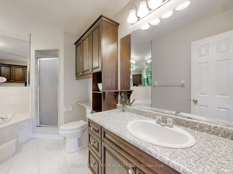 Photo 23 at 8 Coburg Crescent, Langstaff, Richmond Hill