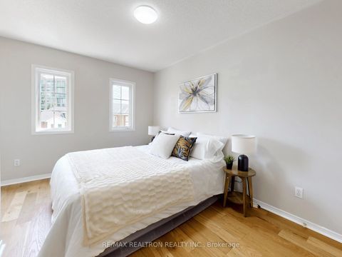 Photo 29 at 8 Coburg Crescent, Langstaff, Richmond Hill