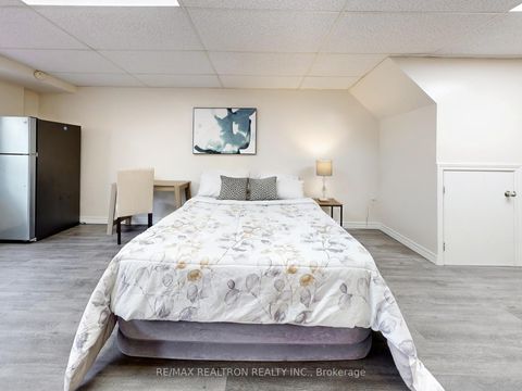 Photo 35 at 8 Coburg Crescent, Langstaff, Richmond Hill