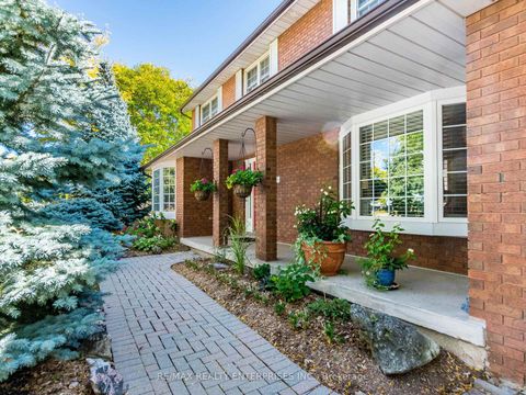 Photo 3 at 1404 Kimberley Drive, FA Falgarwood, Oakville