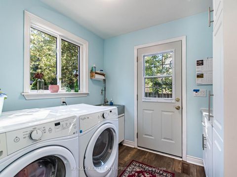 Photo 18 at 1404 Kimberley Drive, FA Falgarwood, Oakville