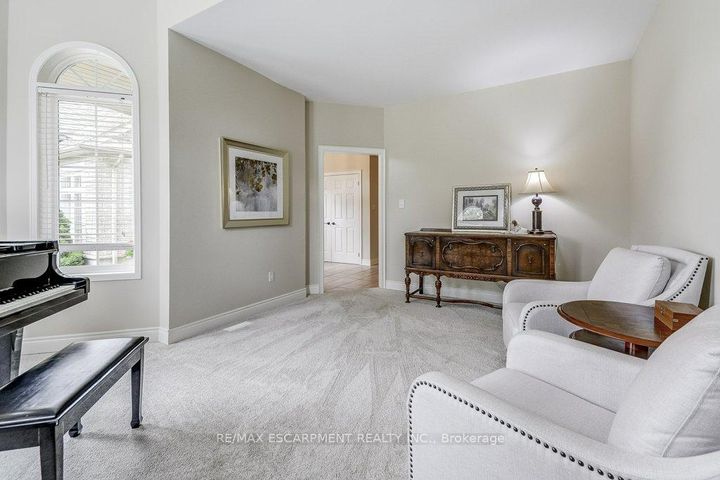 Photo 8 at 98 Davidson Boulevard, Dundas, Hamilton