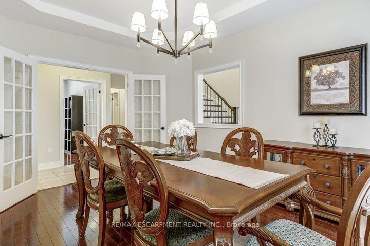 Photo 10 at 98 Davidson Boulevard, Dundas, Hamilton