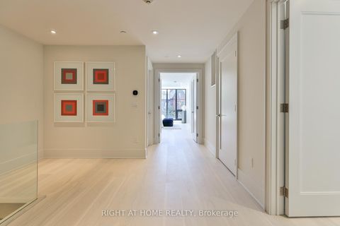 Photo 15 at 109 - 36 Birch Avenue, St. Clair, Toronto