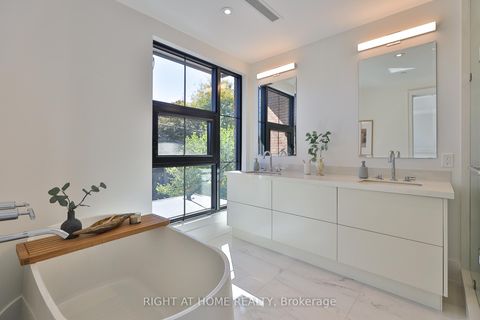 Photo 20 at 109 - 36 Birch Avenue, St. Clair, Toronto