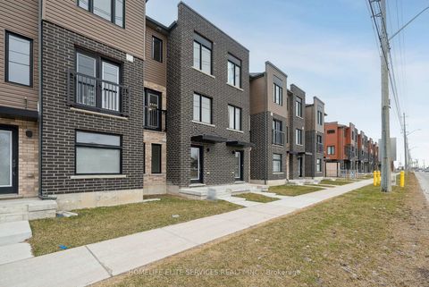 Photo 1 at 57 Fairlane Avenue, Painswick South, Barrie