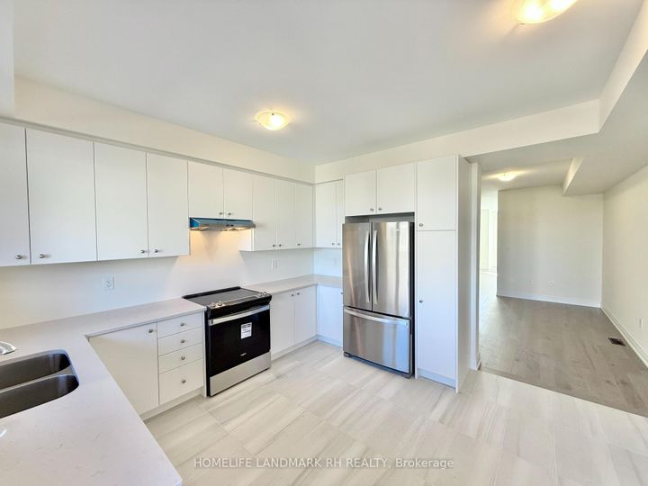 Photo 8 at 163 Berczy Green Drive, Rural Markham, Markham