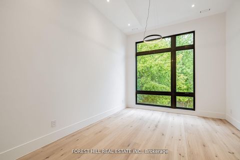 Photo 33 at 105 Castle Hill Drive, L'Amoreaux, Toronto