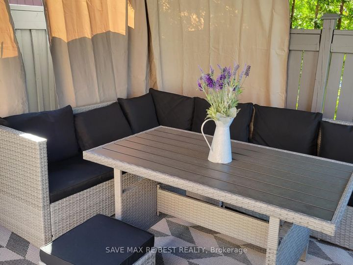 Photo 33 at 4057 Donnic Drive, Alton, Burlington