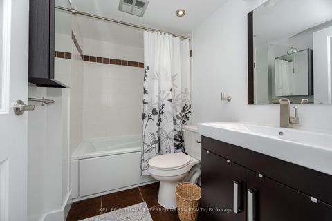 Photo 14 at 107 - 77 Maitland Place, South St. James Town, Toronto