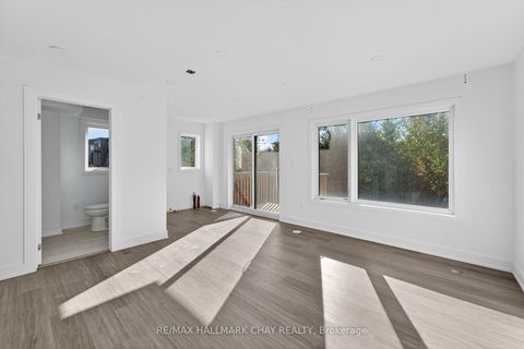 Photo 3 at 22 Blue Forest Crescent, Shore, Barrie Photo 3 at 22 Blue Forest Crescent, Shore, Barrie