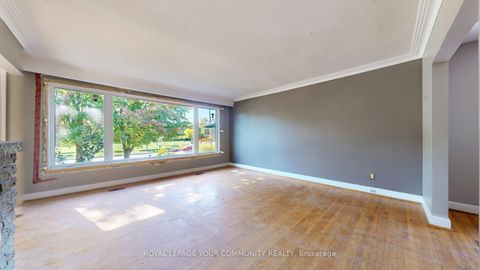 Photo 1 at 480 Ellerslie Avenue, Willowdale West, Toronto