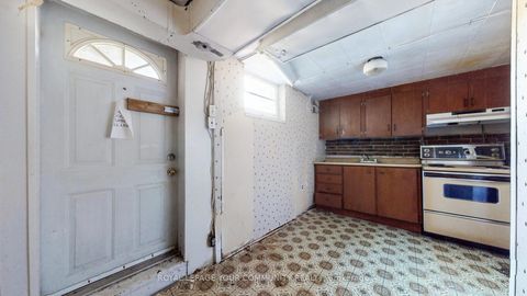 Photo 21 at 480 Ellerslie Avenue, Willowdale West, Toronto