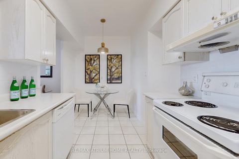 Photo 10 at PH11 - 88 Grandview Way, Willowdale East, Toronto