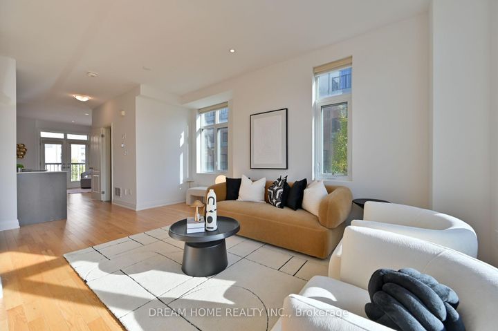 Photo 10 at 40 Teasel Way, Unionville, Markham