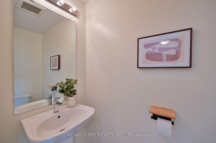 Photo 25 at 40 Teasel Way, Unionville, Markham