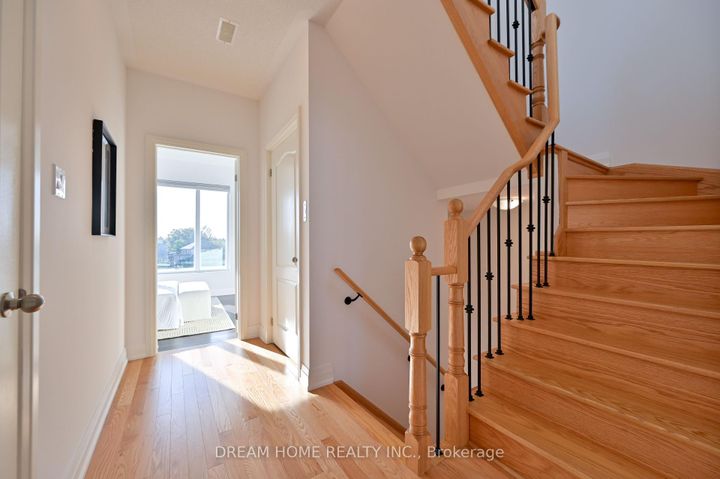 Photo 27 at 40 Teasel Way, Unionville, Markham