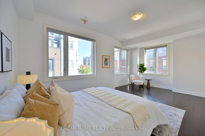 Photo 31 at 40 Teasel Way, Unionville, Markham