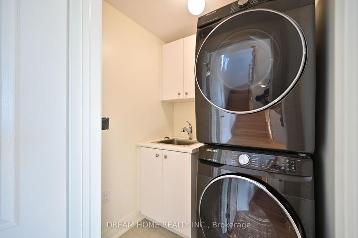 Photo 37 at 40 Teasel Way, Unionville, Markham