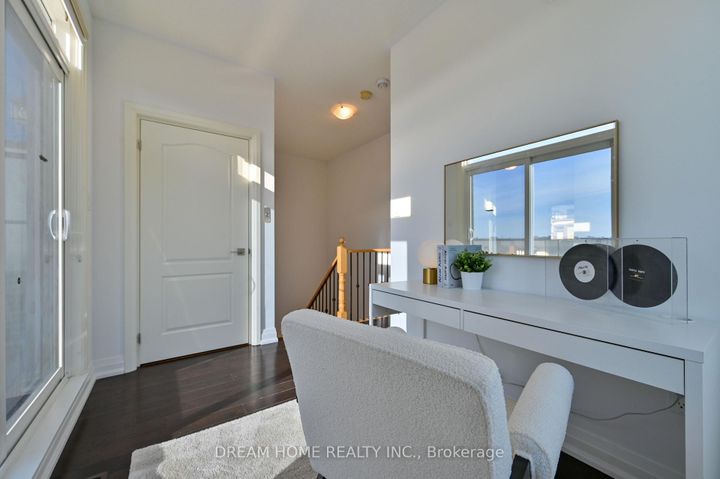 Photo 40 at 40 Teasel Way, Unionville, Markham