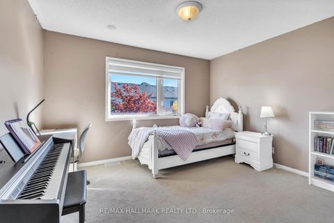 Photo 25 at 21 Brooks Avenue, Bayview Northeast, Aurora
