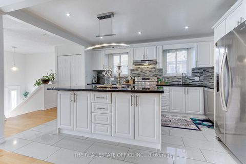 Photo 3 at 20 Yucatan Road, Pleasant View, Toronto