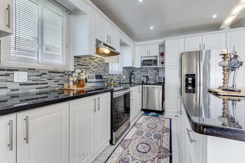 Photo 5 at 20 Yucatan Road, Pleasant View, Toronto