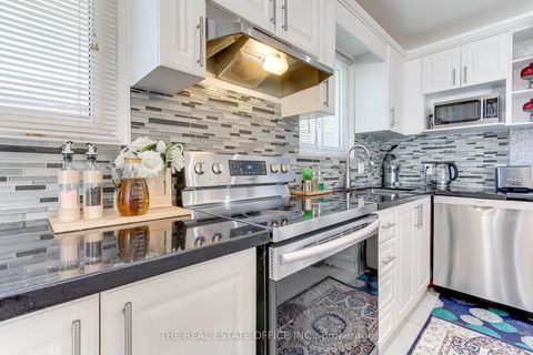 Photo 6 at 20 Yucatan Road, Pleasant View, Toronto