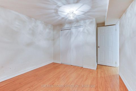 Photo 33 at 20 Yucatan Road, Pleasant View, Toronto