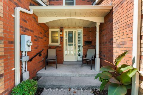 Photo 1 at 60 - 1610 Crawforth Street, Blue Grass Meadows, Whitby