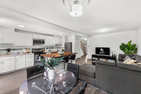 Photo 9 at 60 - 1610 Crawforth Street, Blue Grass Meadows, Whitby