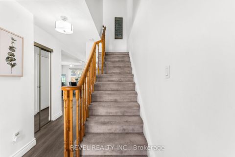 Photo 11 at 60 - 1610 Crawforth Street, Blue Grass Meadows, Whitby
