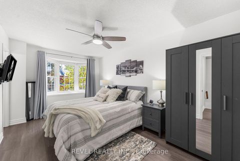 Photo 12 at 60 - 1610 Crawforth Street, Blue Grass Meadows, Whitby