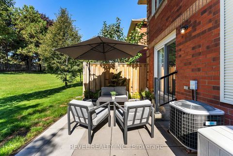 Photo 23 at 60 - 1610 Crawforth Street, Blue Grass Meadows, Whitby