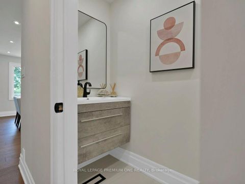 Photo 10 at 27 Cain Court, Nobleton, King Photo 10 at 27 Cain Court, Nobleton, King