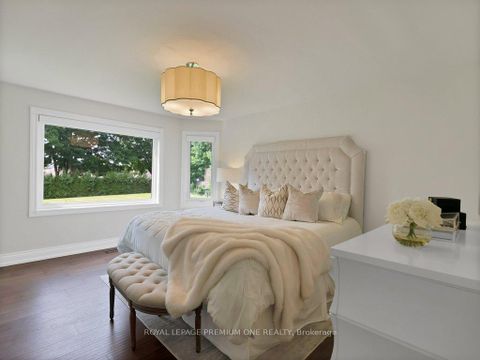 Photo 12 at 27 Cain Court, Nobleton, King Photo 12 at 27 Cain Court, Nobleton, King